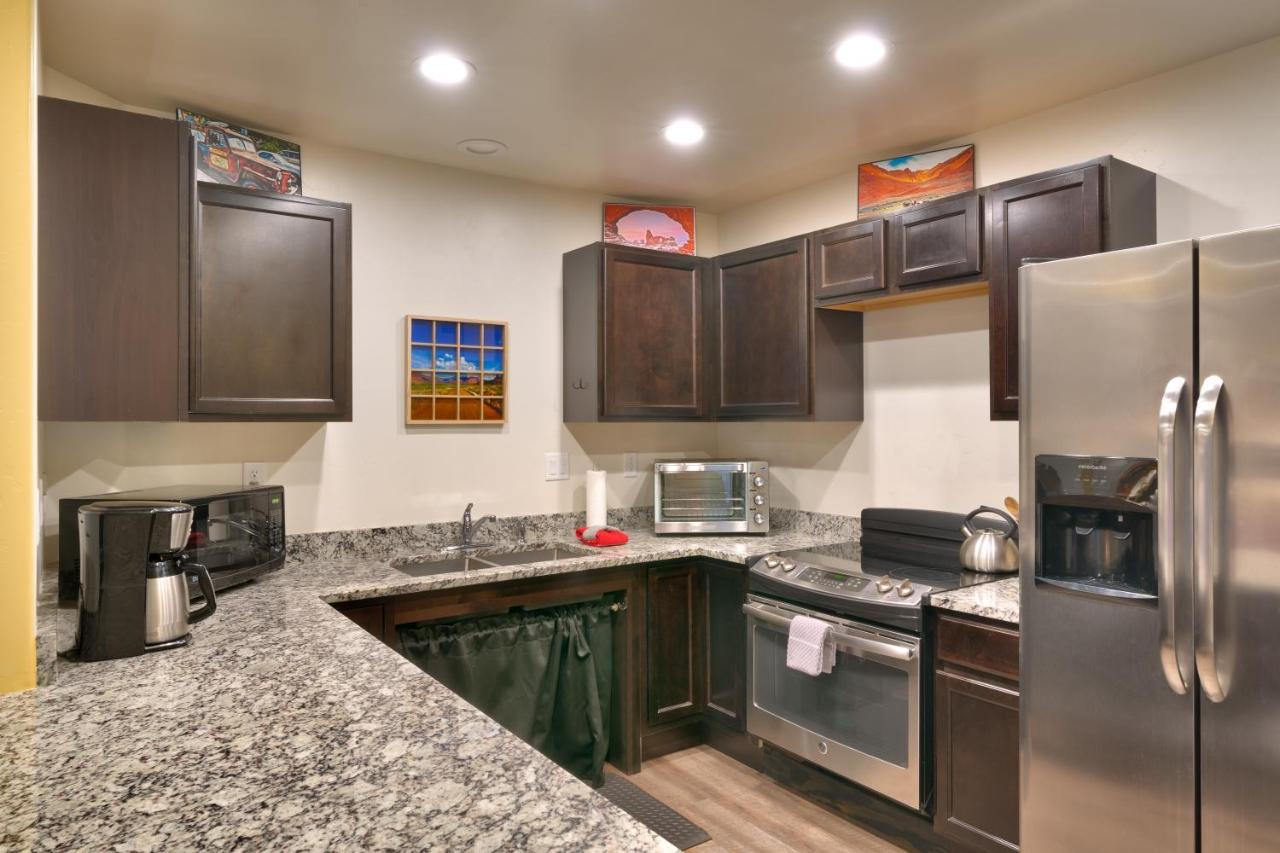 2A Relaxing Redcliff Condo Moab Bagian luar foto